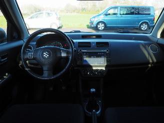 Suzuki Swift 1.3 Comfort picture 11