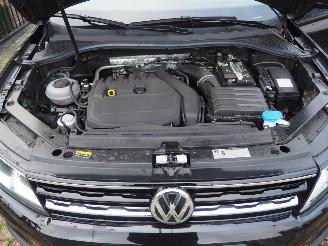 Volkswagen Tiguan 1.5 TSI Act ComfortLine Business picture 11
