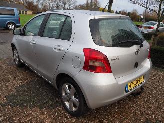 Toyota Yaris 1.3 VVTi Luna picture 6