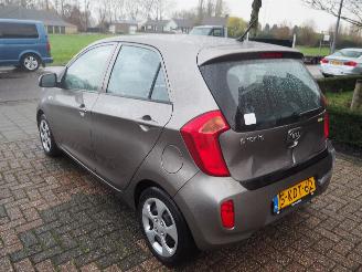 Kia Picanto 1.0 CVVT ISG Comfort pack picture 6