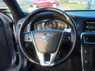 Volvo V-60 2.4 D6 AWD Hybrid Summum picture 14