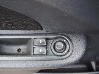 Renault Twingo 1.2-16V Night&Day picture 21