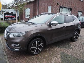 Unfallwagen Nissan Qashqai 1.6 Dci tekna+ automaat 2018/6