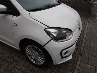 Volkswagen Up! 1.0 High Up! BlueMotion picture 11