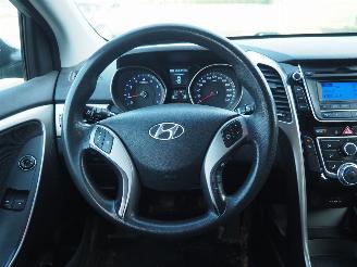 Hyundai I-30 1.4i picture 9