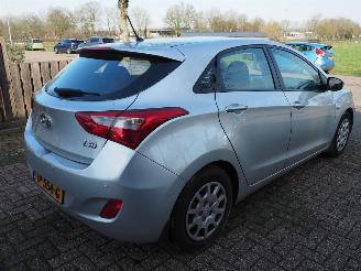 Hyundai I-30 1.4i picture 4