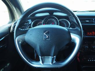 Citroën DS3 1.6 E-hdi So Chic picture 11