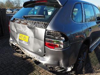 Porsche Cayenne 4.8 S picture 17