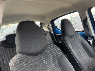 Peugeot 107 1.0 12V AIRCO 5-DEURS picture 8