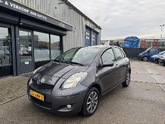 skadebil auto Toyota Yaris 1.3 AIRCO 5-DEURS 2010/6