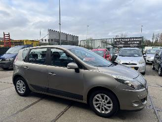 Renault Scenic 1.4 TCE AIRCO 96KW picture 3