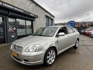 Avarii autoturisme Toyota Avensis 2.0 AIRCO 108KW 2004/3
