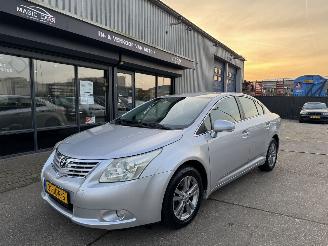 skadebil auto Toyota Avensis 1.8 VVTI Dynamic Airco 108KW 2009/4
