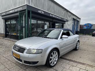 skadebil auto Audi A4 2.5 V6 TDI CABRIOLET 2002/11
