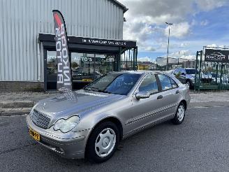 uszkodzony samochody osobowe Mercedes C-klasse C180 KOMPRESSOR AIRCO 2003/8