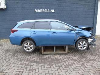Coche siniestrado Toyota Auris Auris Touring Sports (E18), Combi, 2013 / 2018 1.8 16V Hybrid 2016/1