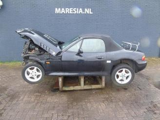 Salvage car BMW Z3 Z3 Roadster (E36/7), Cabrio, 1995 / 2003 1.9 16V 1997/2