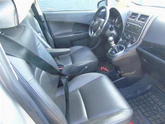 Toyota Verso S Verso S, MPV, 2010 / 2016 1.33 16V Dual VVT-I picture 5