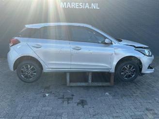 Coche siniestrado Hyundai I-20 i20 (GBB), Hatchback, 2014 / 2020 1.2i 16V 2017/12