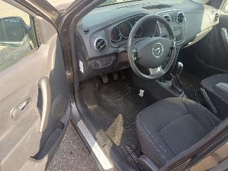 Dacia Logan 0.9 TCe Prestige picture 6