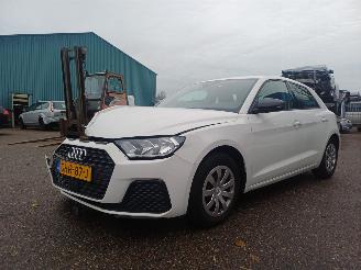 Audi A1 SPORTBACK 25 TFSI picture 2