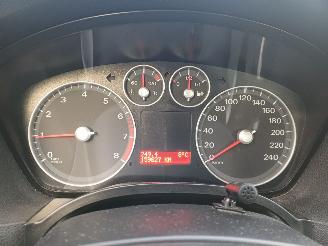 Ford Focus 1.6-16V TREND picture 8