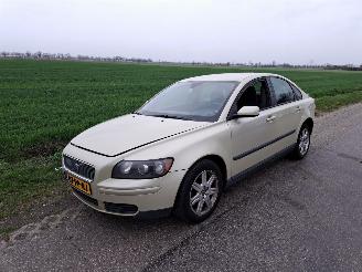 demontáž osobní automobily Volvo S-40 1.8 16v 2004/10
