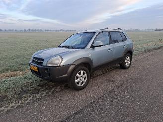 Voiture accidenté Hyundai Tucson 2.0 CRDI 2004/6