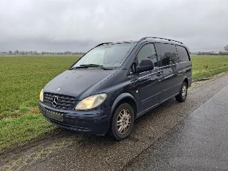 krockskadad bil auto Mercedes Vito 115 CDI 2006/3
