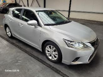 Auto incidentate Lexus Ct 200h Hybrid 1.8 73-KW Automaat 5drs 2016/7