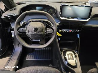 Peugeot 2008 Hybrid 1.2 100-KW Automaat Style picture 16