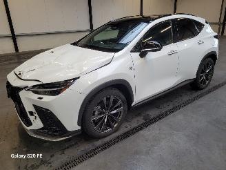 Vaurioauto  passenger cars Lexus NX 450+ Plug-In-Hybrid 227-KW Automaat 4-WD F-SPORT 2024/12