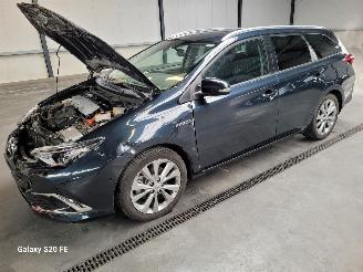 skadebil auto Toyota Auris Touring Sports Hybrid 1.8 73-KW Automaat 2018/1