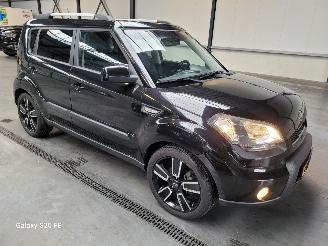 Auto incidentate Kia Soul 1.6 95-KW BASS 5drs Leder 2012/3