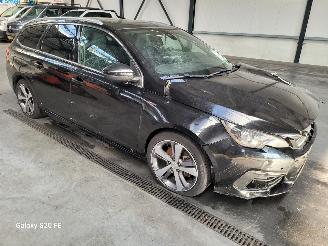 skadebil auto Peugeot 308 SW 1.5 HDi 96-KW Automaat GT-Line Panoramadak 2019/6