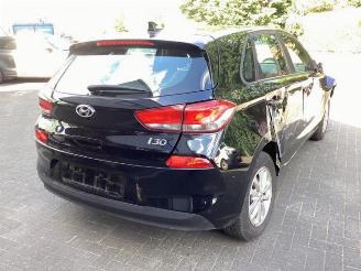 Hyundai I-30 i30 (PDEB5/PDEBB/PDEBD/PDEBE), Hatchback, 2016 1.0 T-GDI 12V picture 5