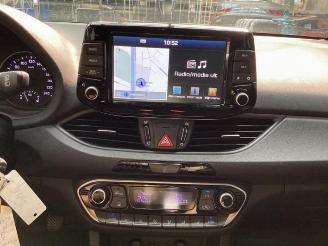 Hyundai I-30 i30 (PDEB5/PDEBB/PDEBD/PDEBE), Hatchback, 2016 1.0 T-GDI 12V picture 11