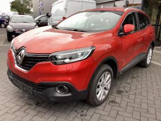Vrakbiler auto Renault Kadjar Kadjar (RFEH), SUV, 2015 1.2 Energy TCE 130 2016/1