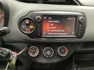 Toyota Yaris Yaris III (P13), Hatchback, 2010 / 2020 1.33 16V Dual VVT-I picture 12