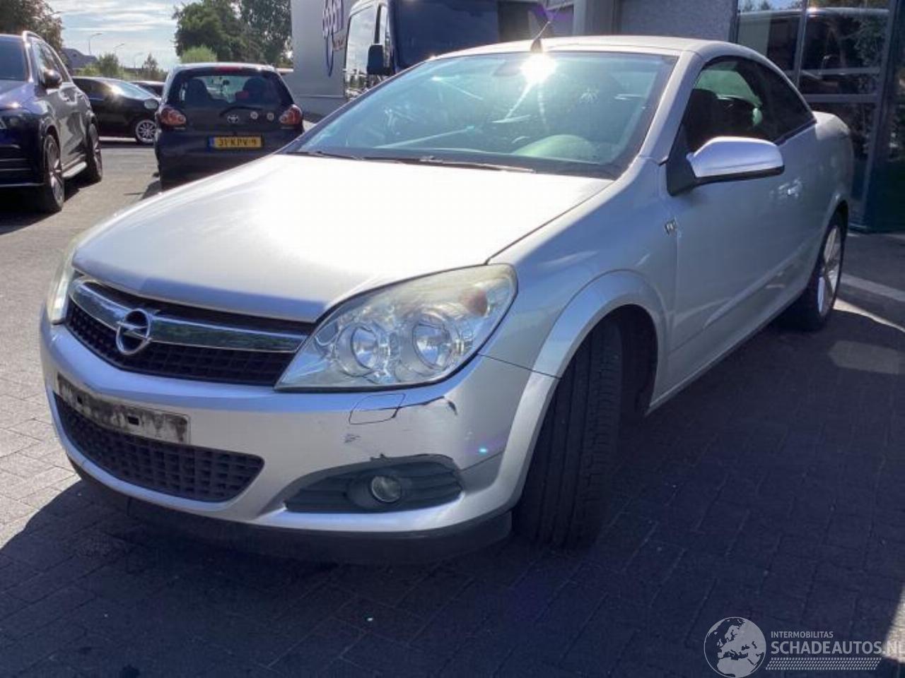 Opel Astra Astra H Twin Top (L67), Cabrio, 2005 / 2010 1.8 16V