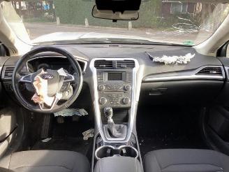 Ford Mondeo  picture 9