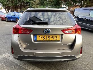 Toyota Auris 1.8 Touring Hybride picture 7
