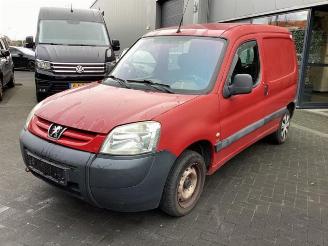 krockskadad bil auto Peugeot Partner Partner, Van, 1996 / 2015 1.6 HDI 75 2007/5