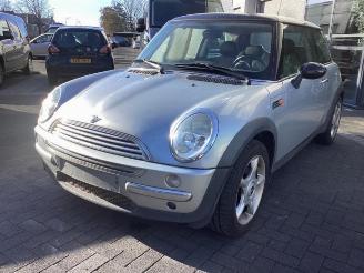 Uttjänta bilar auto Mini Mini Mini One/Cooper (R50), Hatchback, 2001 / 2007 1.6 16V Cooper 2001/10