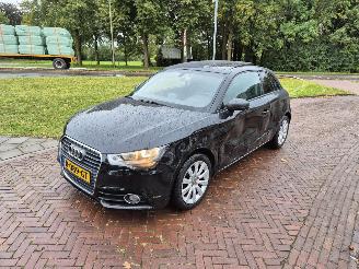 škoda osobní automobily Audi A1 1.2 TSI Ambition PANO 2010/11