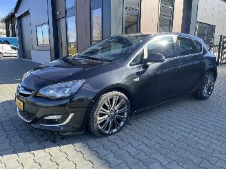 Auto incidentate Opel Astra 1.4 Turbo Sport 88kw Navi Clima Cruise PDC 2013/9