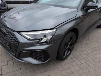 Vrakbiler auto Audi A3 A3 Sportback (8YA), Hatchback 5-drs, 2019 1.4 40 TFSIe 16V 2021/7