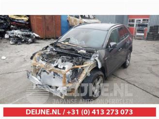 Uttjänta bilar auto Toyota Rav-4 RAV4 (A5), Terreinwagen, 2018 2.5 Hybrid 16V AWD 2020/9