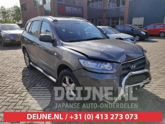 Vrakbiler auto Hyundai Santa Fe Santa Fe II (CM), SUV, 2006 / 2012 2.2 CRDi 16V 4x2 2008/1