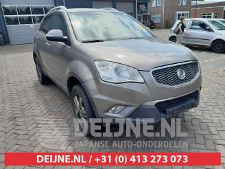 Salvage car Ssang yong Korando Korando, Terreinwagen, 2010 / 2019 2.0 e-XDi 16V 4x4 2012